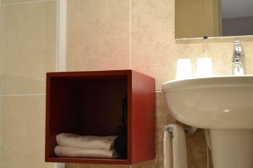 Hotel Du Nord Mâcon Oda fotoğraf